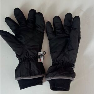 Kids Black Winter Gloves